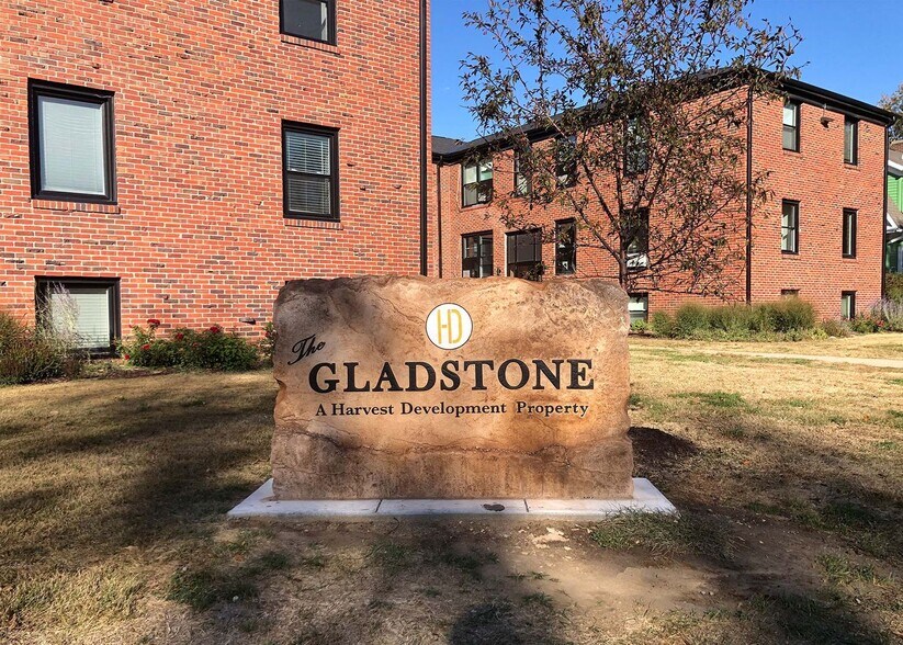 Interior Photo - Gladstone Apartments