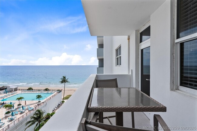 Building Photo - 4250 Galt Ocean Dr