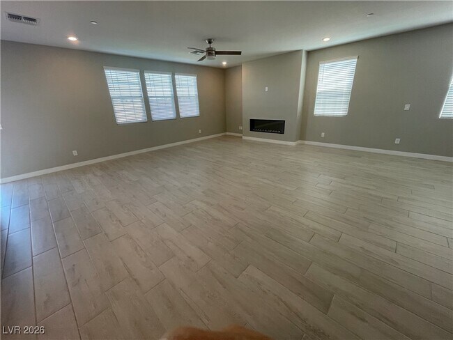 Building Photo - 3610 Tondela Ln