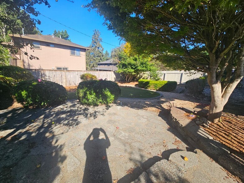 Building Photo - 4160 Williams St