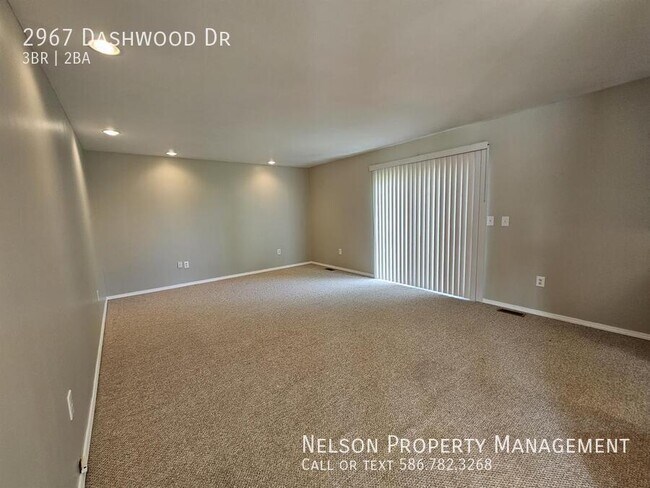 Building Photo - 2967 Dashwood Ave