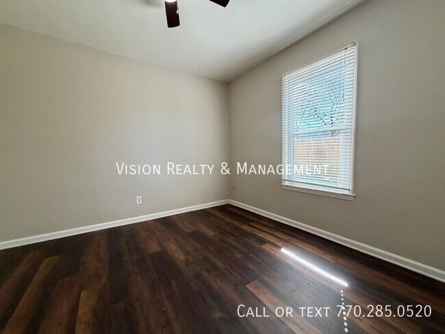 Building Photo - 3284 Stillwood Dr