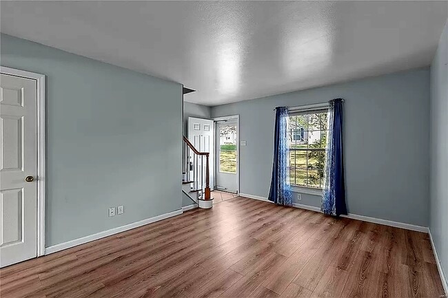 Building Photo - 4058 Paule Ave