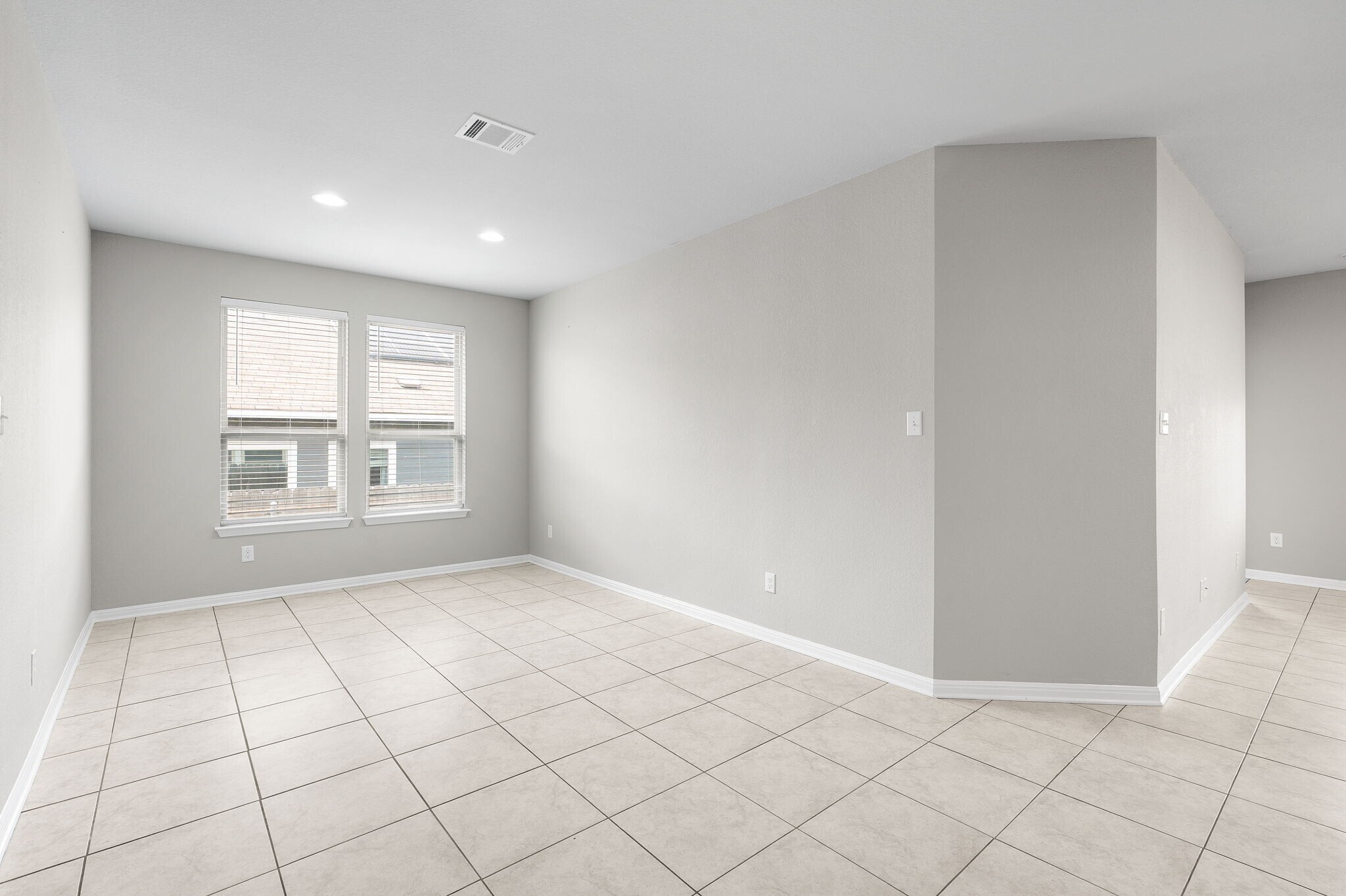 Building Photo - 313 McLintock Rd