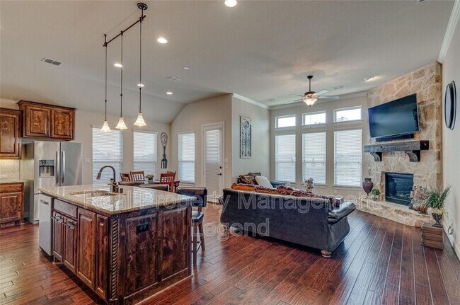 Primary Photo - 2826 Exeter Dr