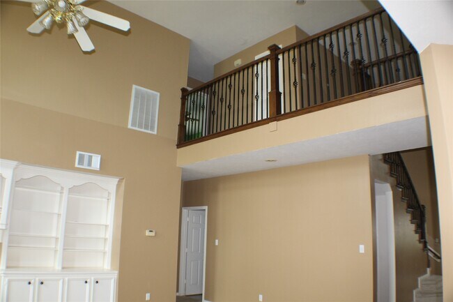 Building Photo - 12231 Ashford Park Dr