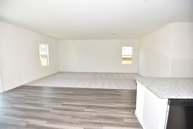 Building Photo - 21659 Cottage Ln
