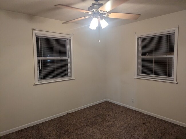 Building Photo - 1908.5 Westwood Ave