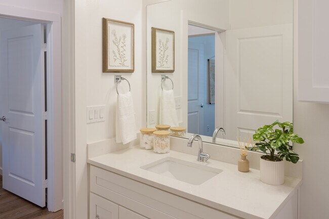 You gotta love luxury! - 3723 116th St