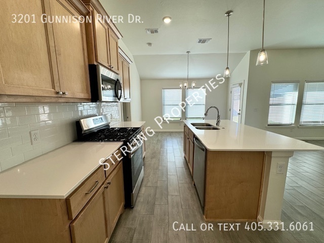 Building Photo - 3201 Gunnison River Dr