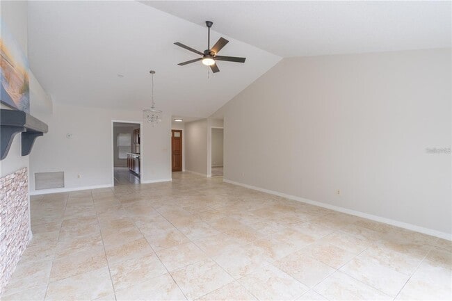 Building Photo - 660 Holbrook Cir