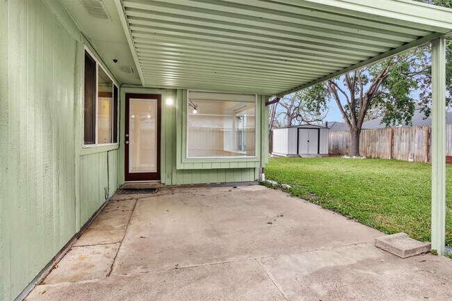 Building Photo - 1215 Three Forks Dr