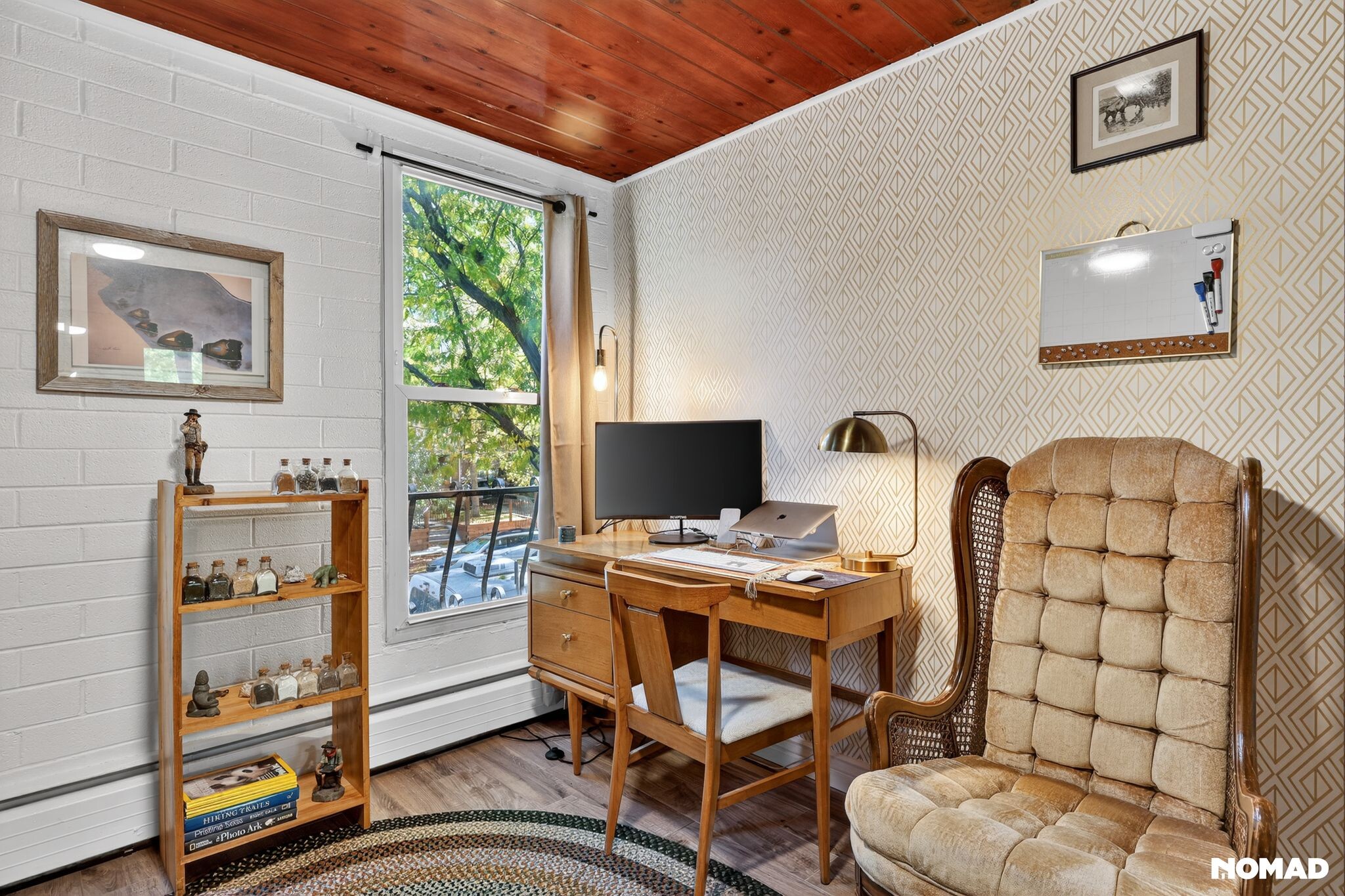 Building Photo - 1343 N High St