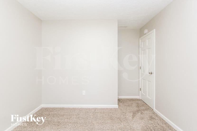 Building Photo - 127 E Edgewood Ave