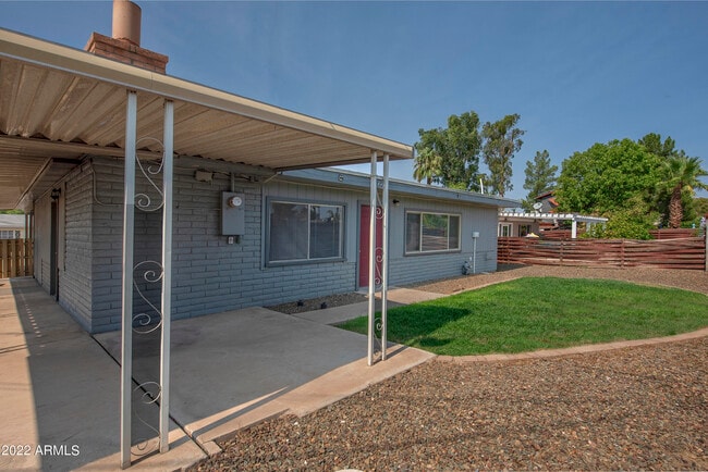 Building Photo - 4456 E Campbell Ave
