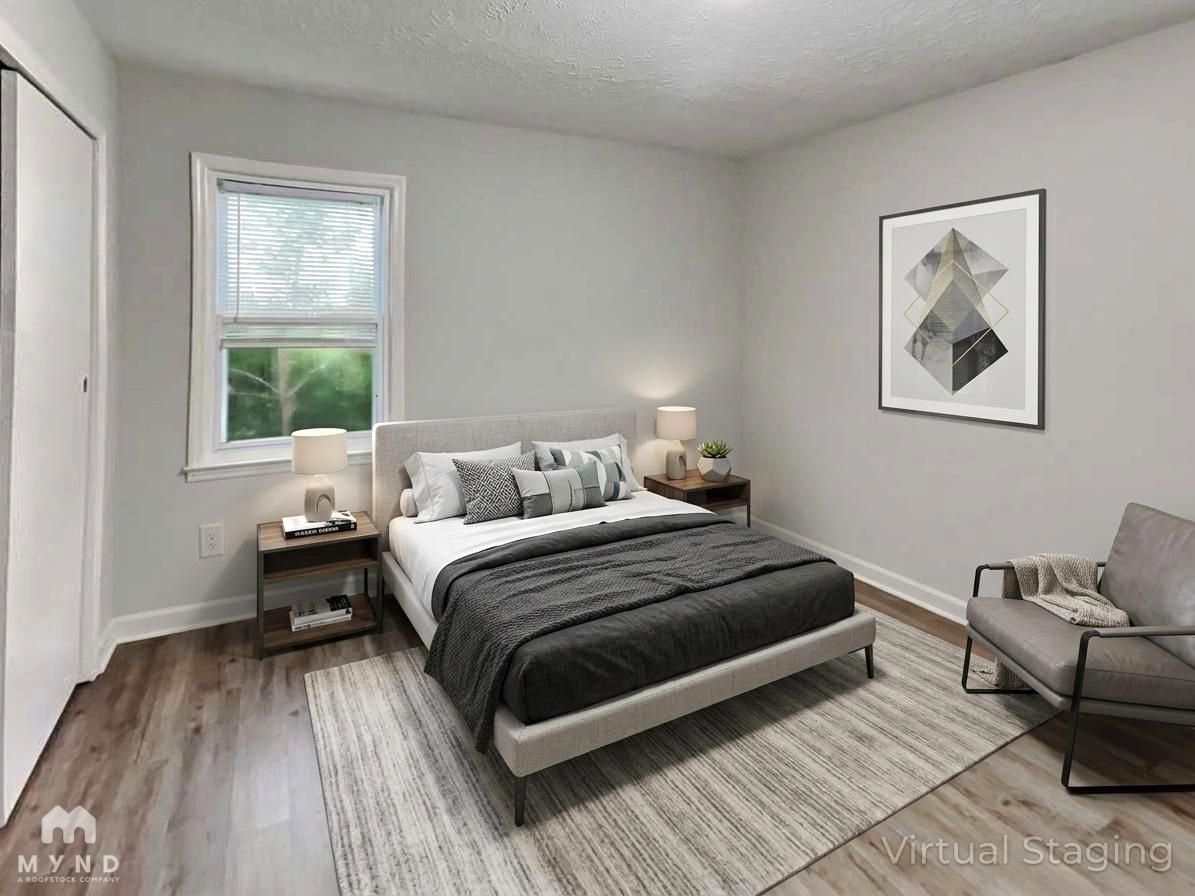 Building Photo - 2286 Briarwood Cir SW