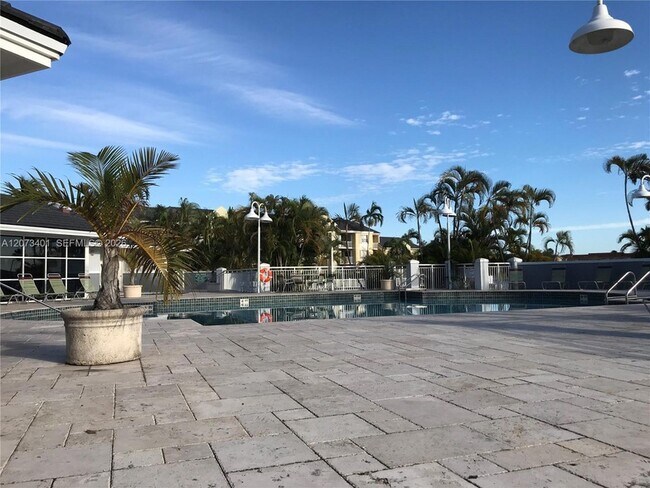 Building Photo - 8580 SW 212th St
