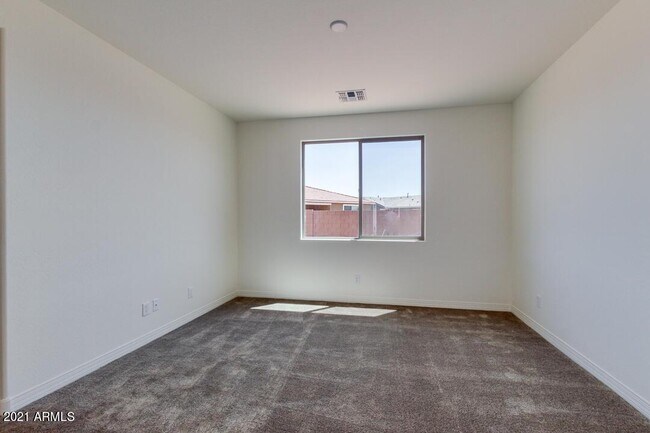 Building Photo - 1674 N Hester Trail