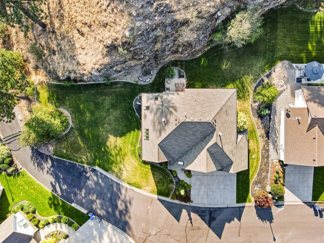 Building Photo - Dream Home At Shelley Lake