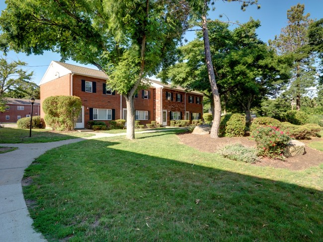 Building Photo - Tammy Brook Apartments