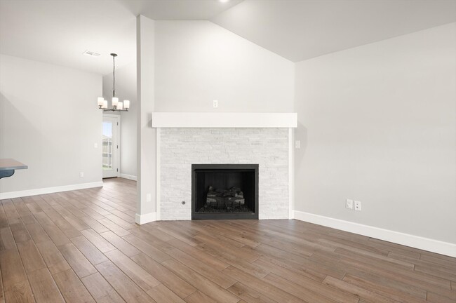 Building Photo - 13933 Klinsman Rd