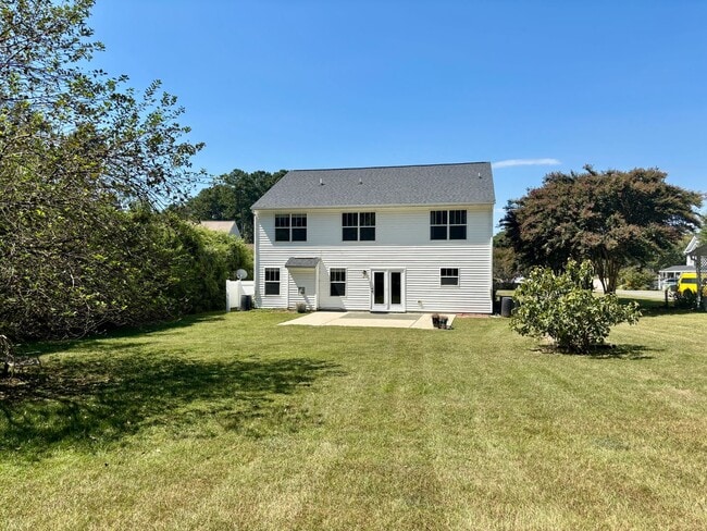 Building Photo - Room to Breathe! 5 Bedroom Home in Desirable Rolesville Location on .48 Acres