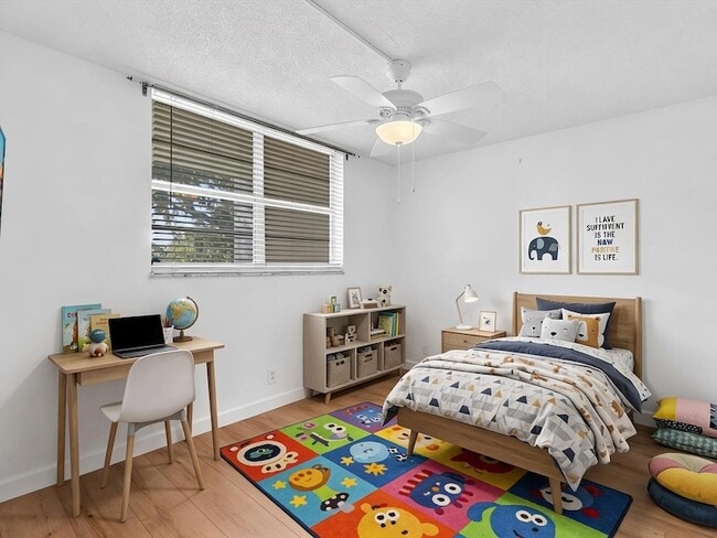 Building Photo - 9470 Poinciana Pl
