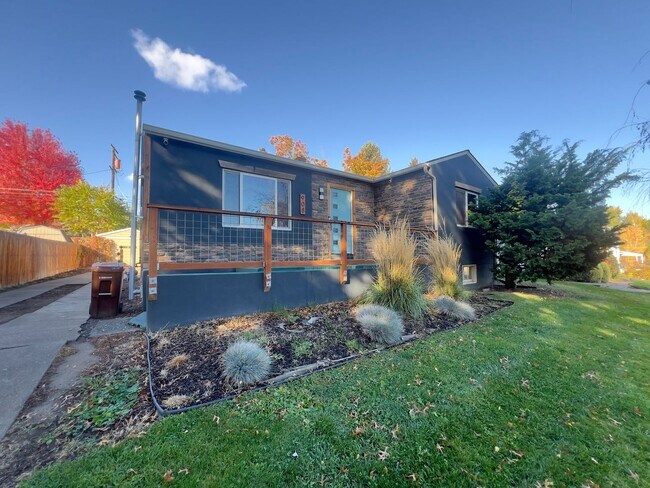 Building Photo - Non-Refundable & Security Deposit Total: $...