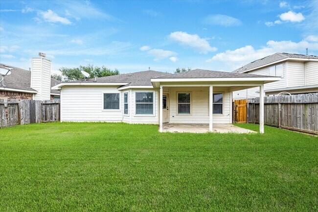 Building Photo - 3215 Painted Meadow Cir
