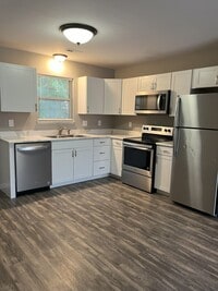 Building Photo - P4 - West Wood (Troy Duplex)