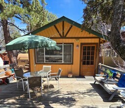 Building Photo - Charming 2-Bedroom, 2-Bath Home with Front...