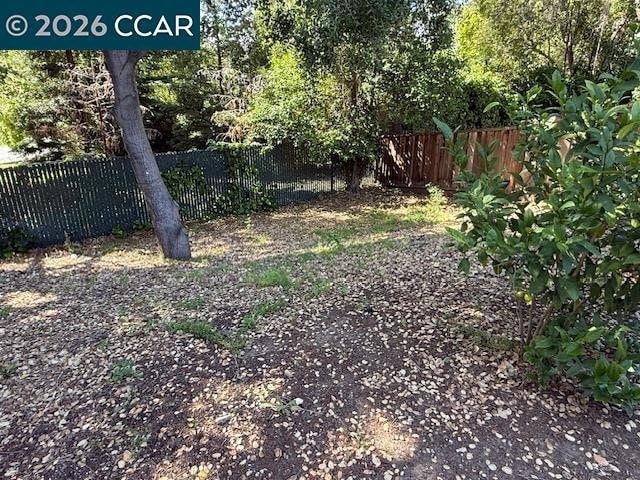 Building Photo - 1495 Carmel Dr