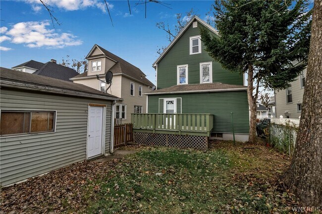 Building Photo - 37 Alsace Ave