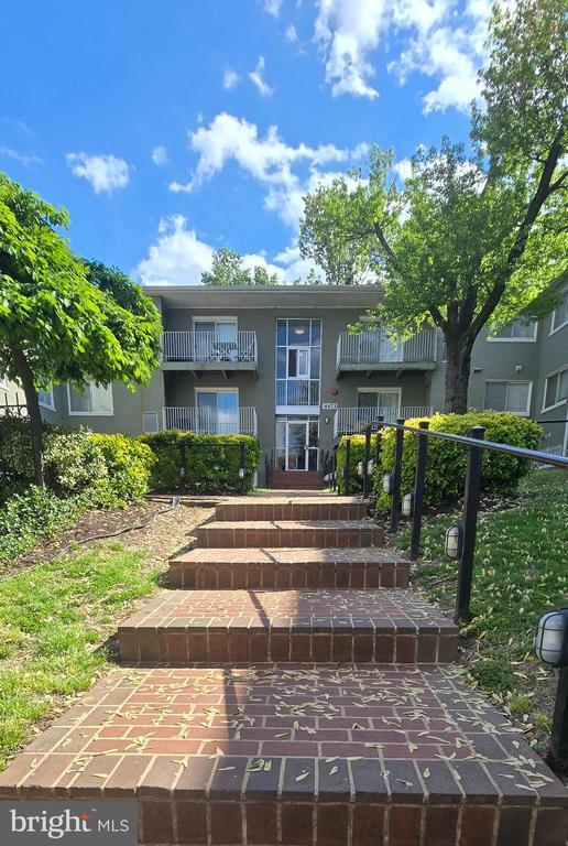 Building Photo - 4473 B St SE