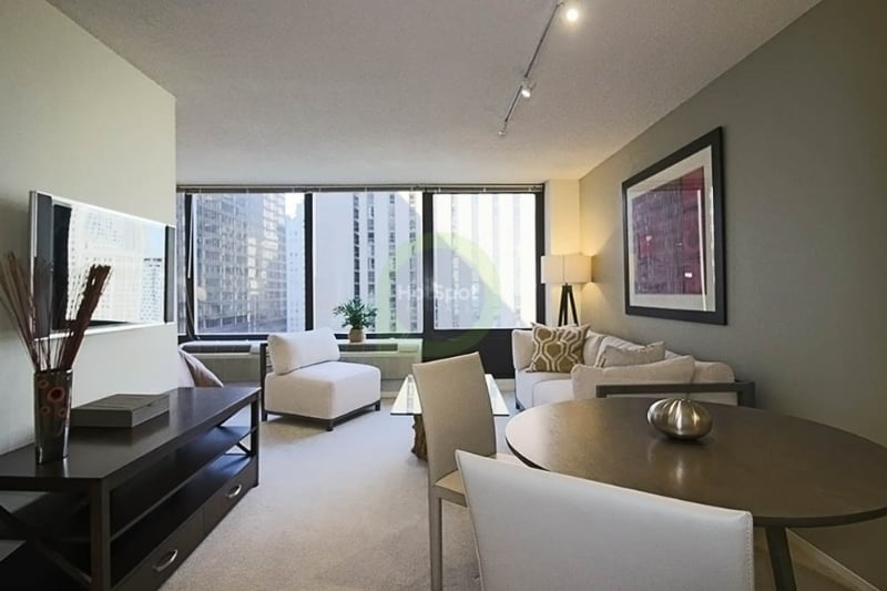 Building Photo - 263 E Wacker Dr