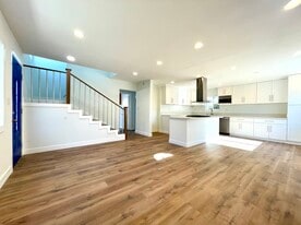 Building Photo - 4237 W 170th St
