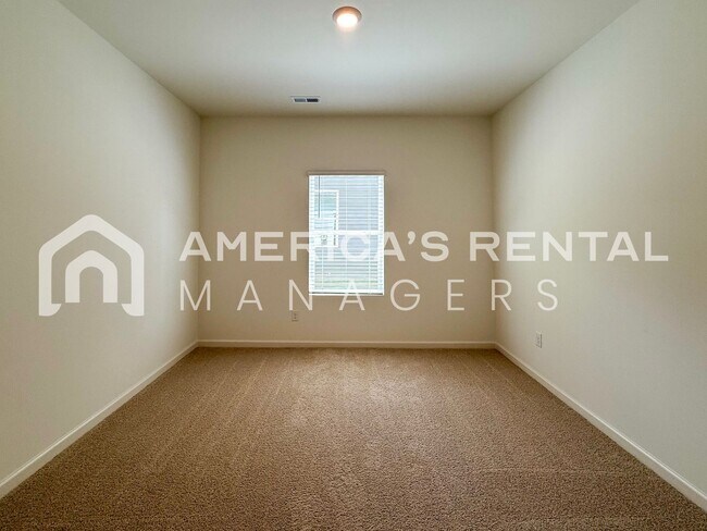 Building Photo - DEPOSIT PENDING! Coming Soon! Available to...