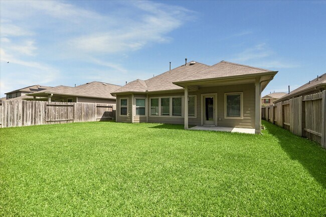Building Photo - 21759 Thicket Point Ln