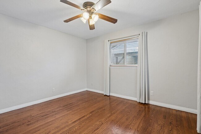 Building Photo - Charming 3-Bed Home with Spacious Backyard & Prime OKC Location