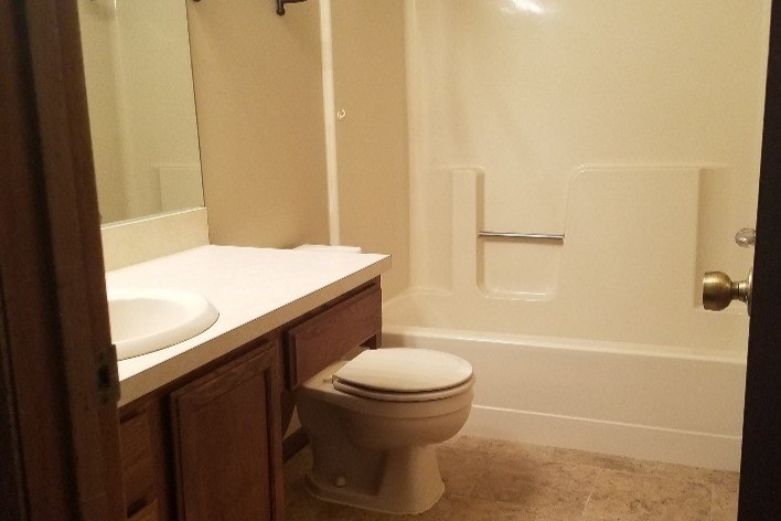 Building Photo - 4800 W 13th St N