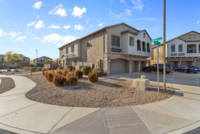Building Photo - 470 N 168th Ln