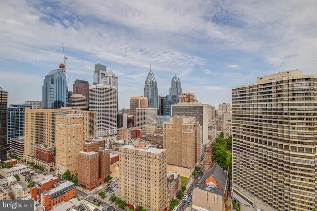 Building Photo - 2020 Walnut St