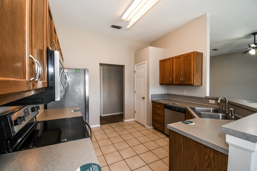 Building Photo - 413 Cottage Cove Ct