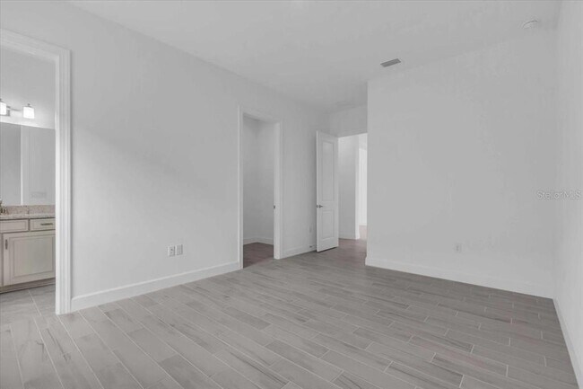 Building Photo - 10176 Silent Night Ln