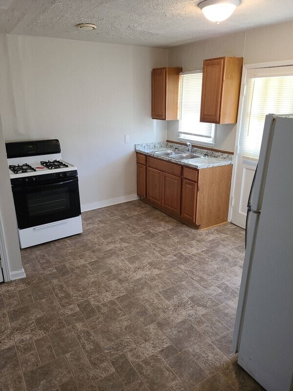 Building Photo - 206 Steedly Dr