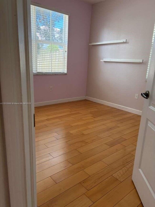 Building Photo - 8666 NW 114th Ave