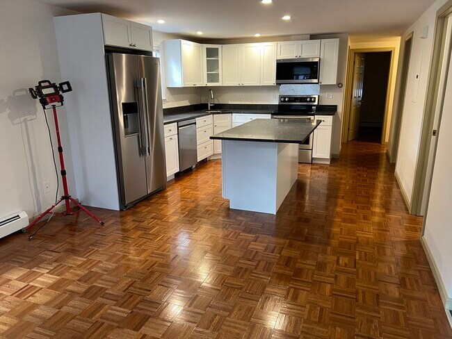 Building Photo - 22 Morse Ct