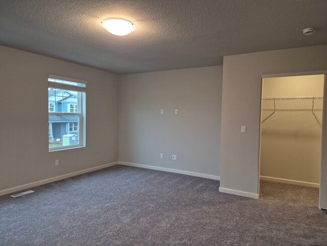 Building Photo - 31741 NW Blake Terr