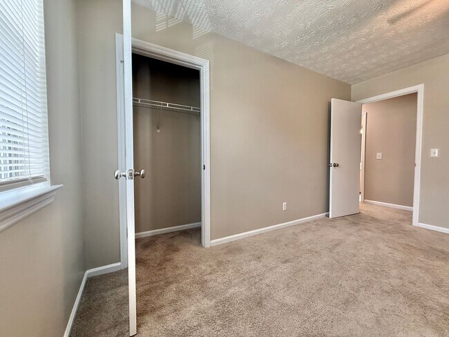 Building Photo - 279 Rice Gate Dr