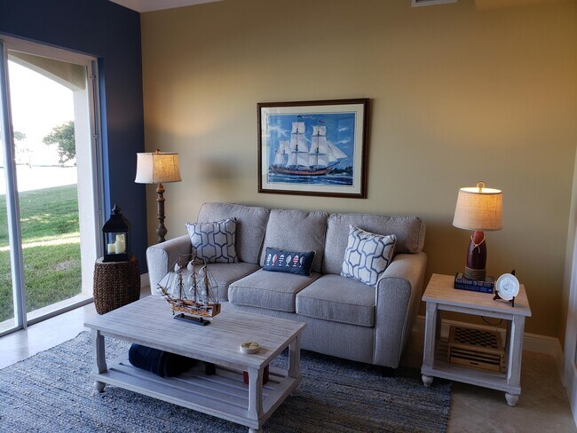 Building Photo - 14 Harbour Isle Dr W